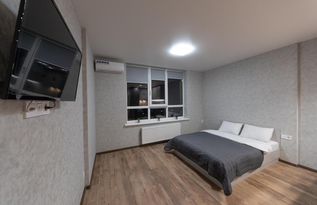 Flatrent Olympic Park, Метро Бориспільська Поруч! Kijev Kültér fotó
